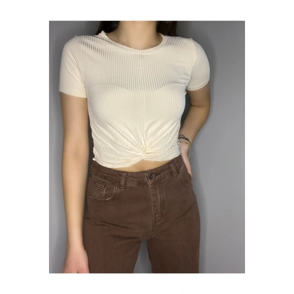 Önü Düğümlü Kaşkorse Crop