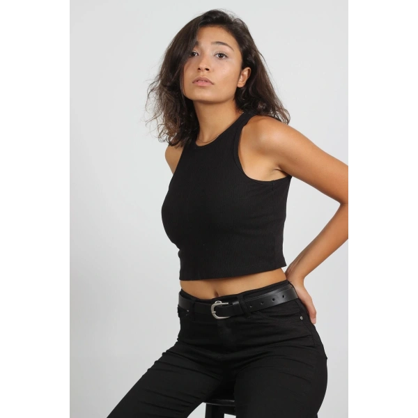 Kadın Siyah Halter Yaka Crop Bluz