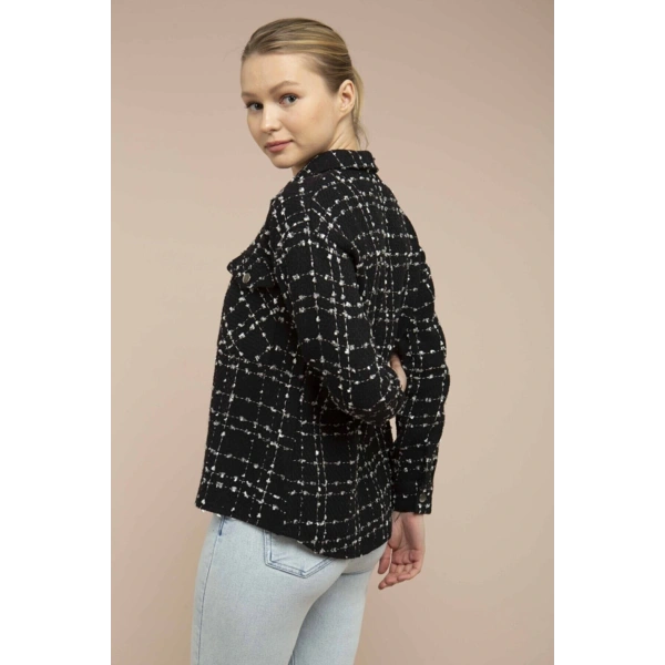 Kadın Siyah Ekoseli Ince Kaşe Gömlek