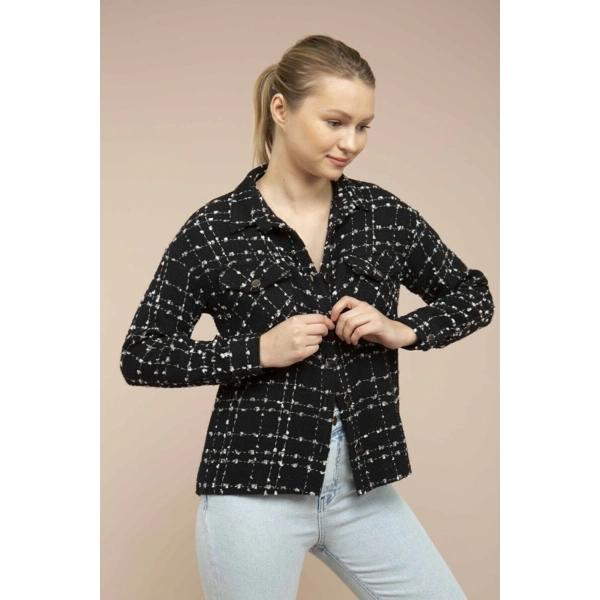 Kadın Siyah Ekoseli Ince Kaşe Gömlek