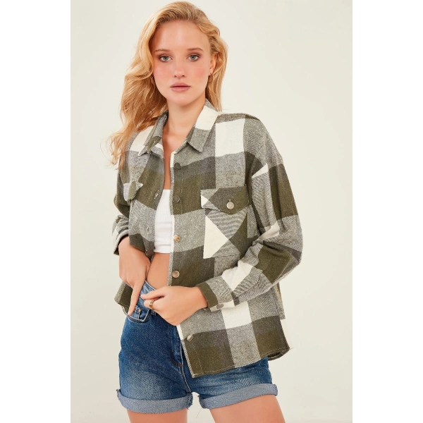 Kadın Yeşil Ekoseli Cepli Oduncu Gömlek