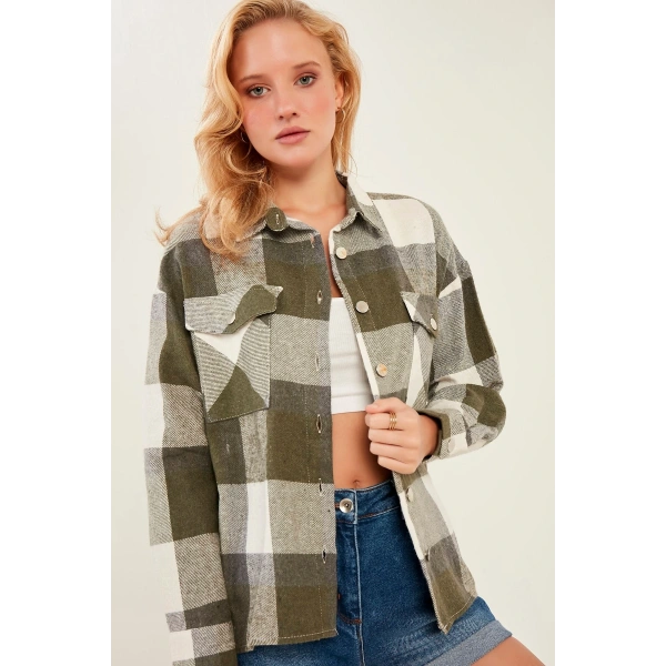 Kadın Yeşil Ekoseli Cepli Oduncu Gömlek