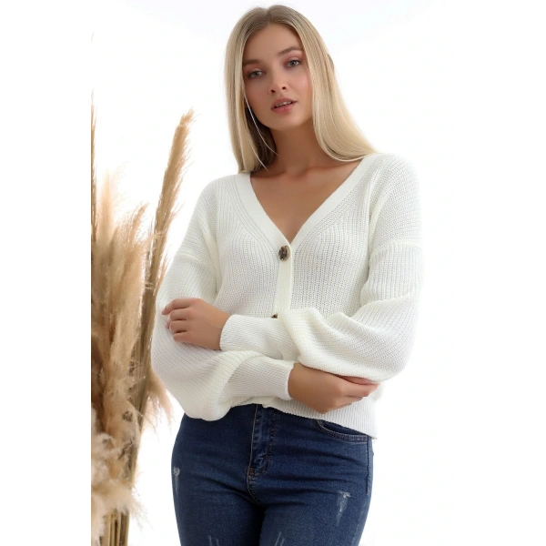 Kadın Beyaz Selanik Örgü Düğmeli Hırka