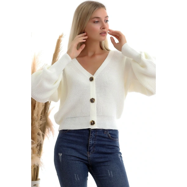 Kadın Beyaz Selanik Örgü Düğmeli Hırka