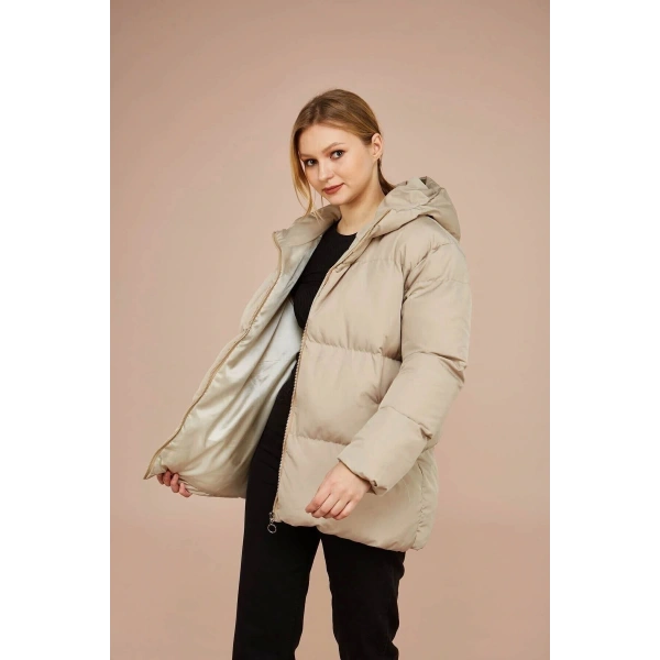 Kadın Krem Kapüşonlu Şişme Mont