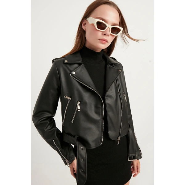 Kadın Siyah Fermuar Detaylı Deri Ceket