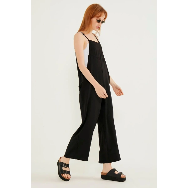 Kadın Siyah Askılı Bol Kesim Atletli Tulum