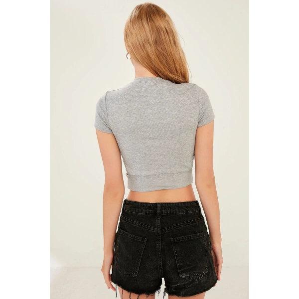 Kadın Beyaz Pencere Detaylı Kaşkorse Bluz