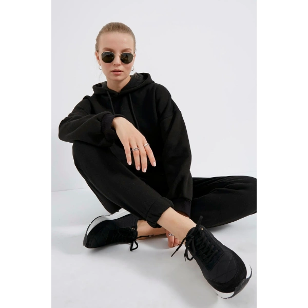 Kadın Siyah Kapüşonlu Polarlı Oversize Eşofman Takımı