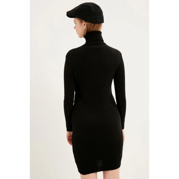 Kadın Siyah Balıkçı Yaka Triko Elbise