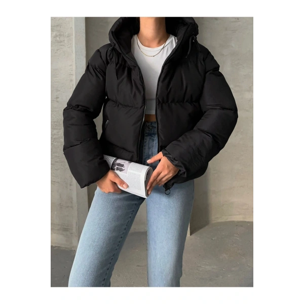 Kadın Siyah Kapüşonlu Şişme Mont Ss