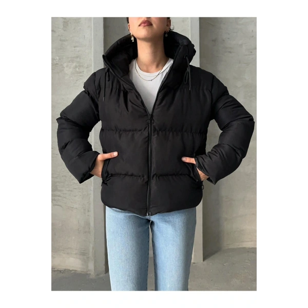 Kadın Siyah Kapüşonlu Şişme Mont Ss