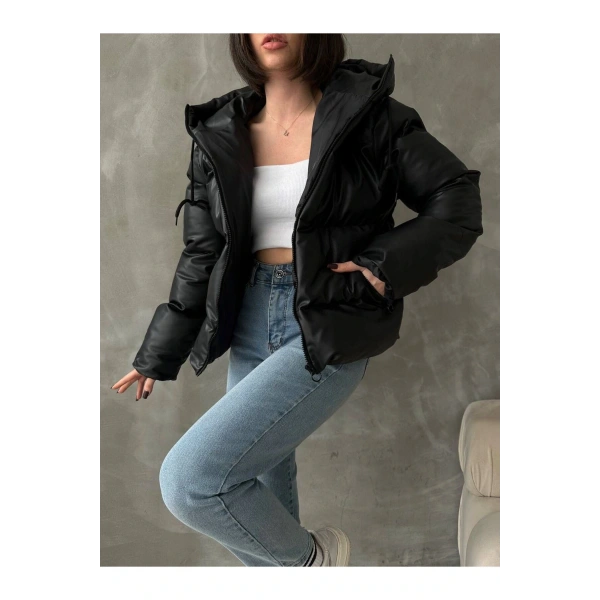 Kadın Siyah Kapüşonlu Şişme Deri Mont