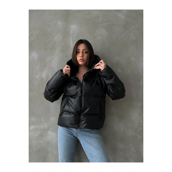 Kadın Siyah Kapüşonlu Şişme Deri Mont