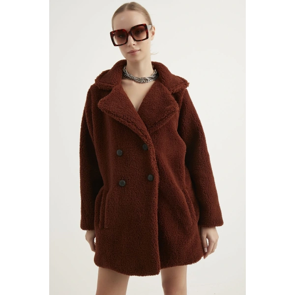 Kadın Acı Kahve Astarlı Düğmeli Peluş Kaban