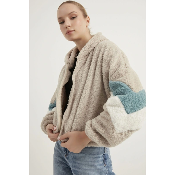 Kadın Beyaz Mavi Çift Cepli Kapüşonlu Peluş Hırka