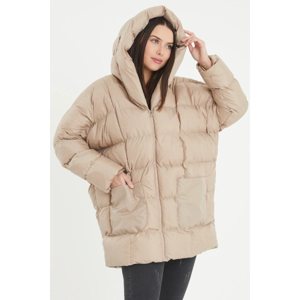 Kadın Kapşonlu Oversize Bej Şişme Mont