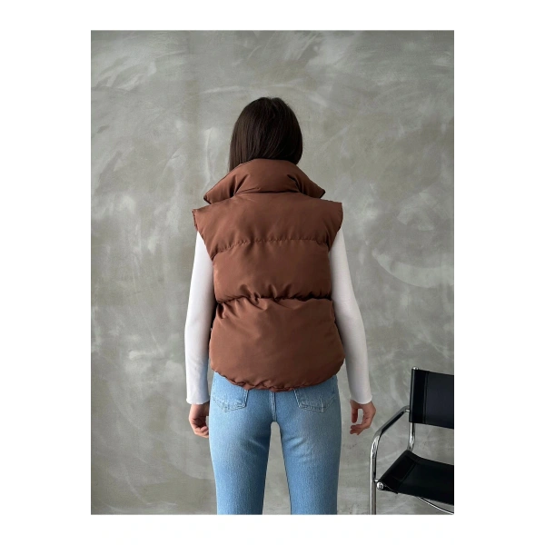 Kadın Kısa Crop Şişme Yelek