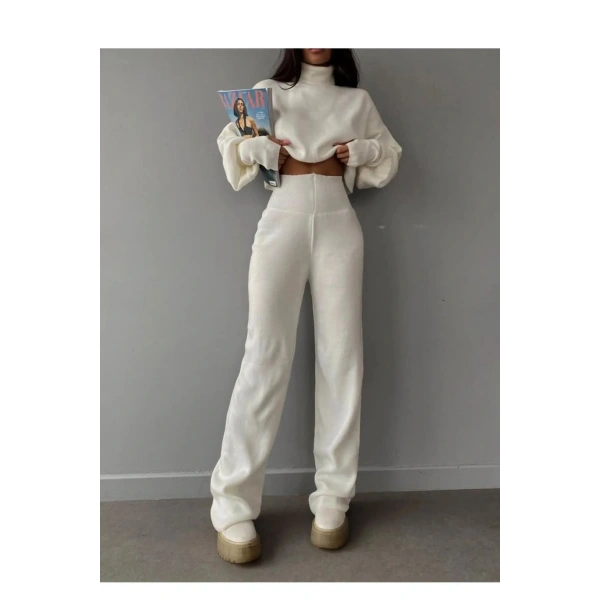 Balıkçı Yaka Parmak Geçirmeli Alt Üst Triko Takım