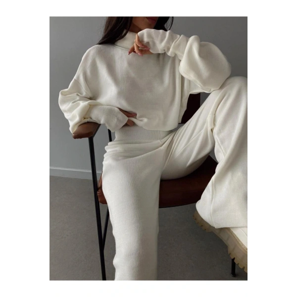 Balıkçı Yaka Parmak Geçirmeli Alt Üst Triko Takım