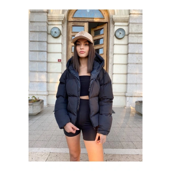 Kadın Kapüşonlu Şişme Mont