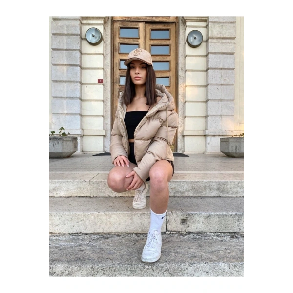 Kadın Kapüşonlu Şişme Mont puqqa