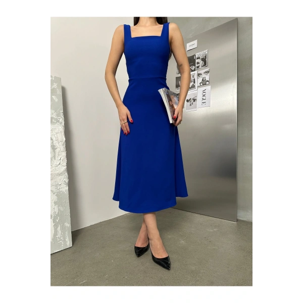 Kadın Kare Yaka Kalın Askı Tasarım Midi Boy Elbise