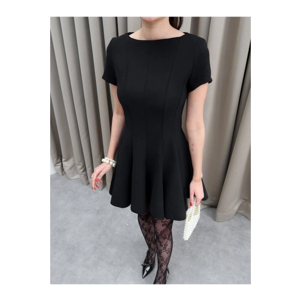 Kadın Kahve Oval Yaka Pileli Elbise