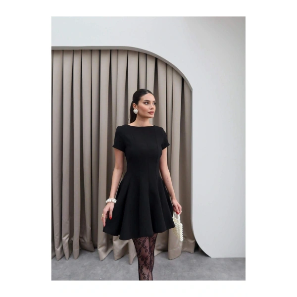 Kadın Kahve Oval Yaka Pileli Elbise