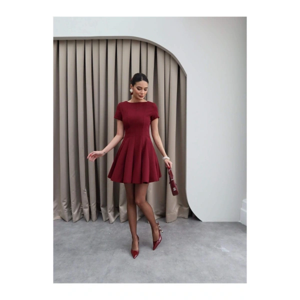 Kadın Kahve Oval Yaka Pileli Elbise