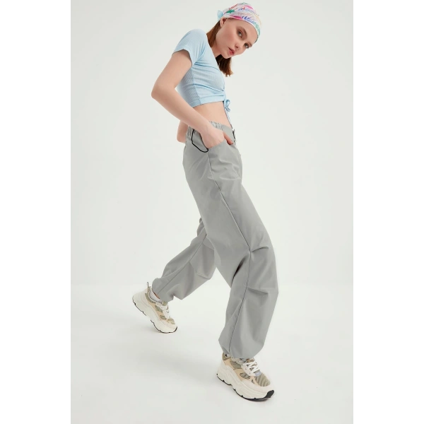 Kadın Paraşüt Kumaş Pantolon