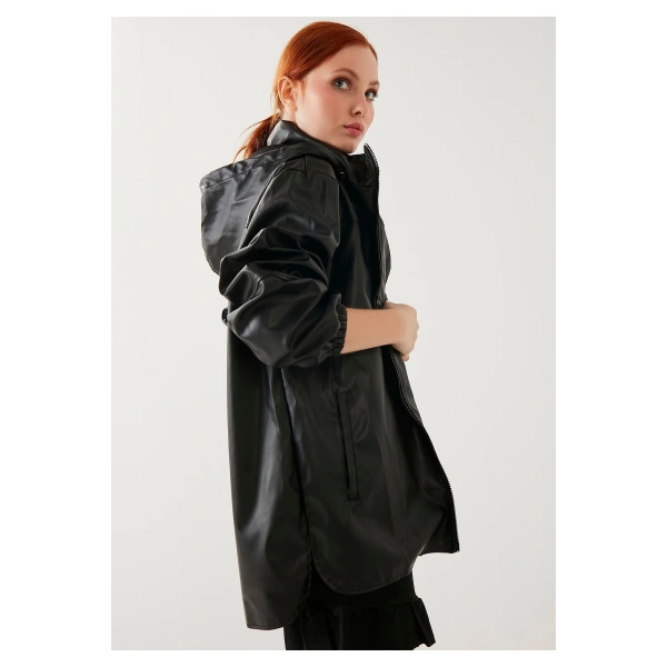 Kadın Deri Yağmurluk