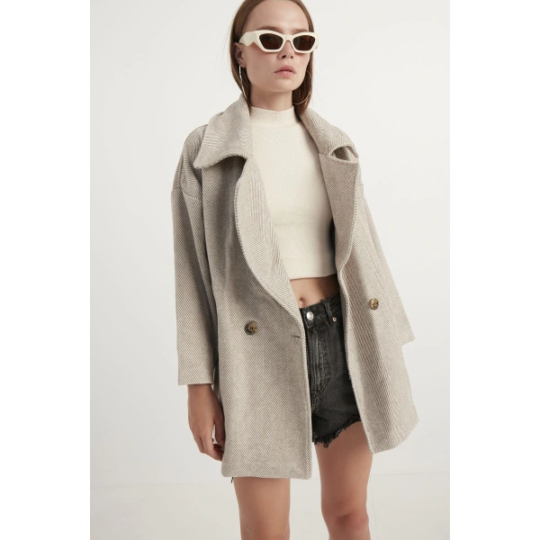 Kadın Sütlü Kahve Balık Sırtı Oversize Kısa Kaban