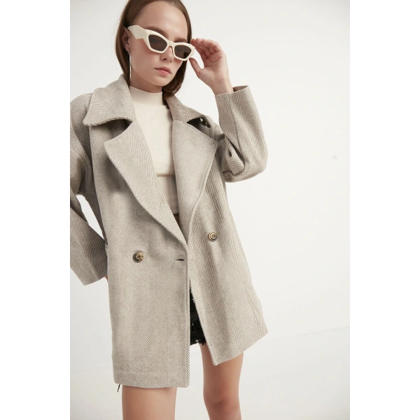 Kadın Sütlü Kahve Balık Sırtı Oversize Kısa Kaban