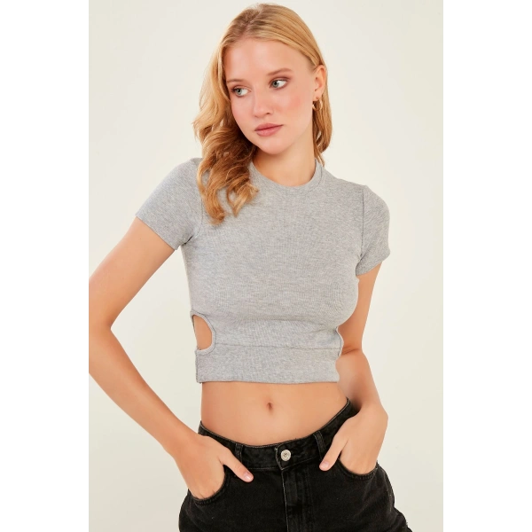 Kadın Beyaz Pencere Detaylı Kaşkorse Bluz