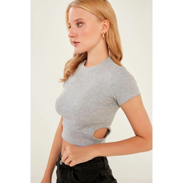 Kadın Beyaz Pencere Detaylı Kaşkorse Bluz