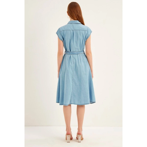 Kadın Lacivert Düğmeli Kuşaklı Kot Elbise