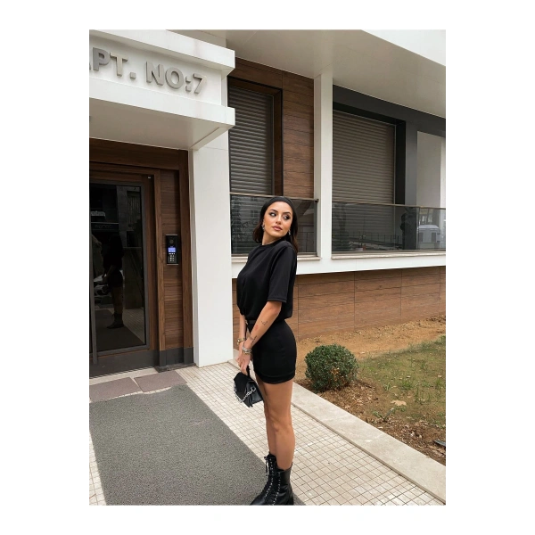 Kadın Siyah Likralı T-Shirt Elbise