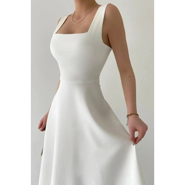 Kadın Kare Yaka Kalın Askı Tasarım Midi Boy Elbise Siyah