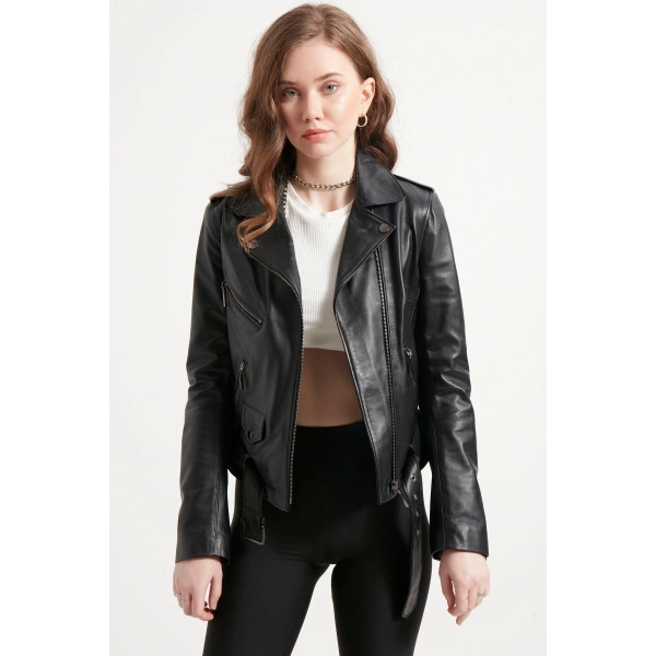 Kadın Siyah Cep Detaylı Hakiki Deri Ceket