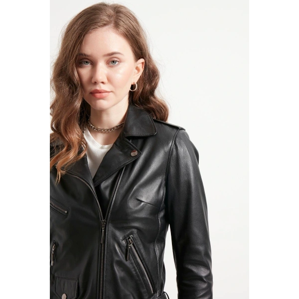 Kadın Siyah Cep Detaylı Hakiki Deri Ceket