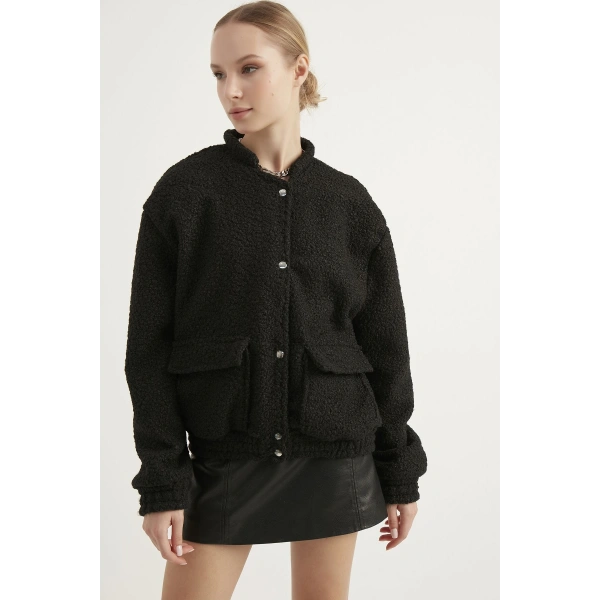 Kadın Siyah Astarlı Buklet Bomber Ceket