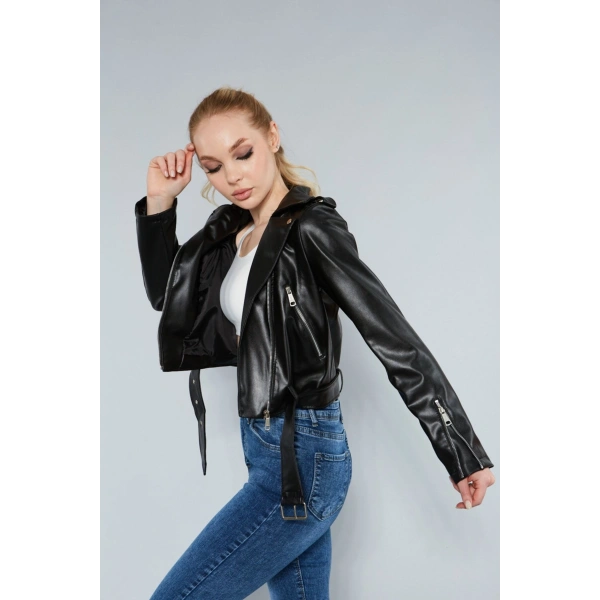 Kadın Kol Fermuarlı Deri Ceket