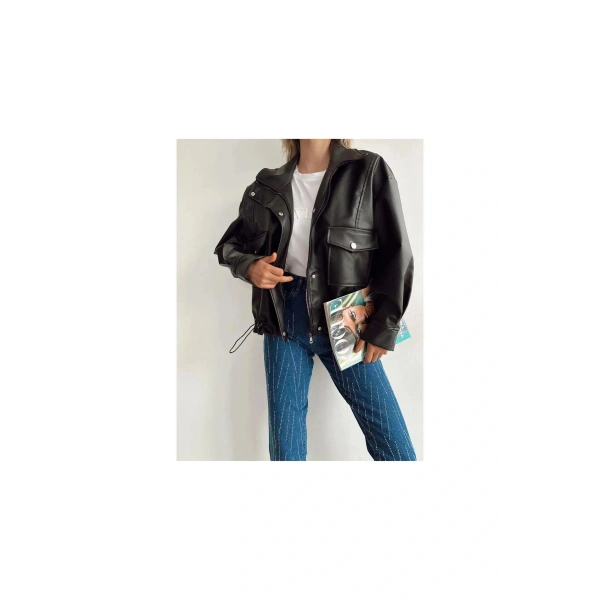 Yanlardan Büzgü Detaylı Deri Ceket