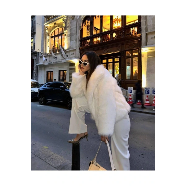 Yumuşak Dokunuşlu Oversize Premium Peluş Mont