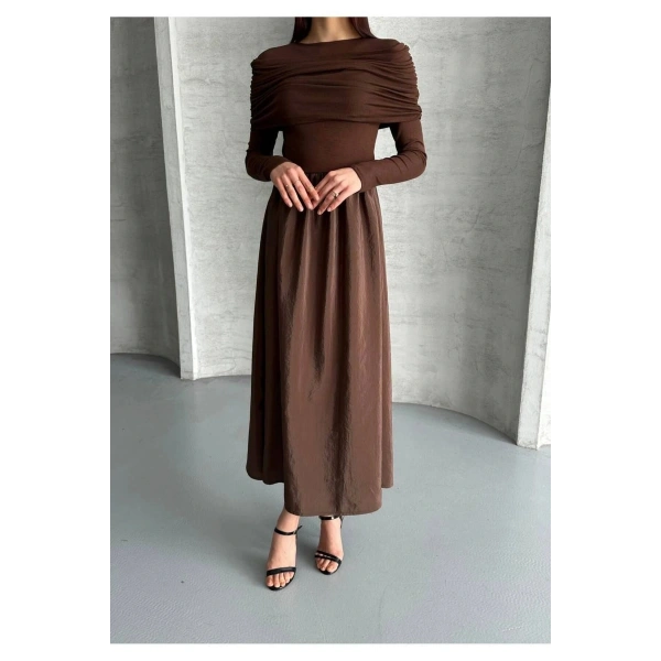 MNK MODEL GENİŞ ETEKLİ BÜZGÜ TESETTÜR ELBİSE