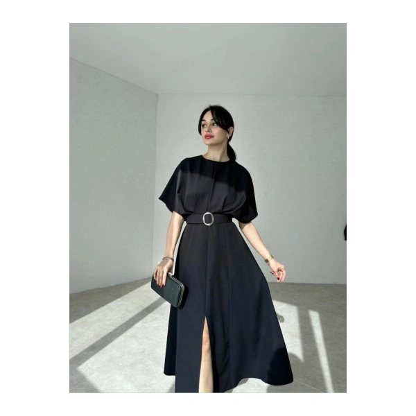 HAYALİM MODA Kemer Detaylı Yırtmaçlı Piliseli Midi Elbise