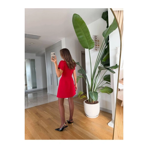 Kadın Viral Yeni Sezon Düğme Detaylı Elbise