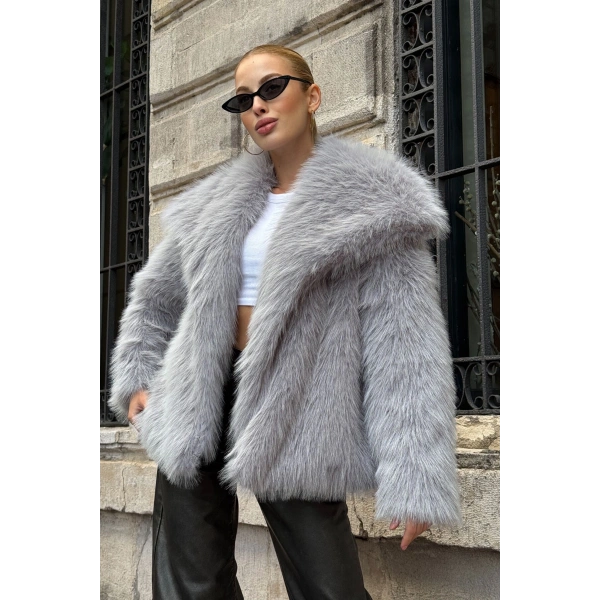 Kabarık Yaka Kürk Ceket Mont