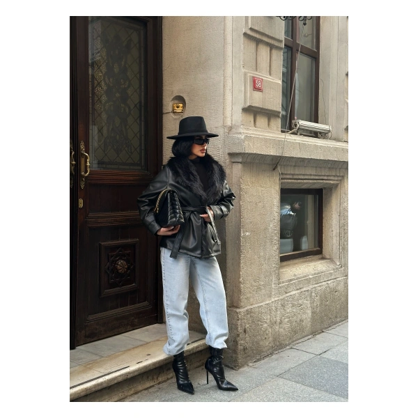 Kadın Siyah Kürk Yaka Deri Mont Ceket